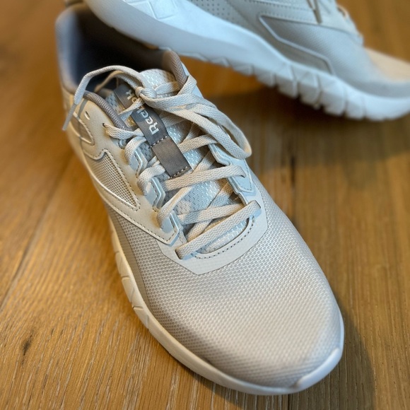 Men’s Reebok Flexagon Energy 4 Training Shoes Sneakers - Picture 4 of 10